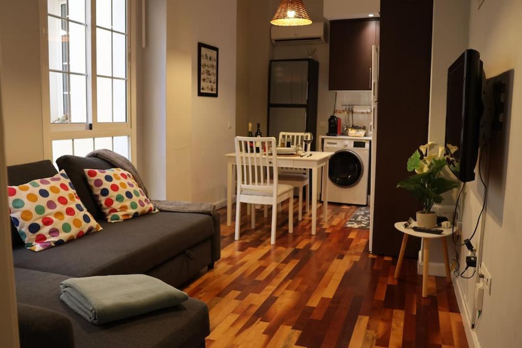 Cms Pena Historical Building Apartment Malaga Luaran gambar