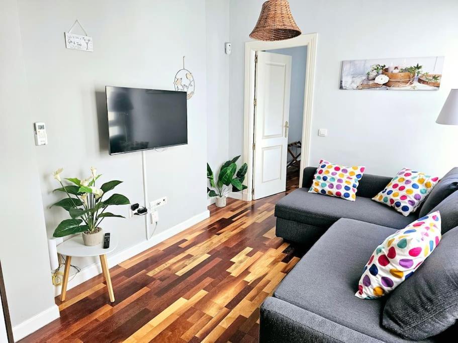Cms Pena Historical Building Apartment Malaga Luaran gambar