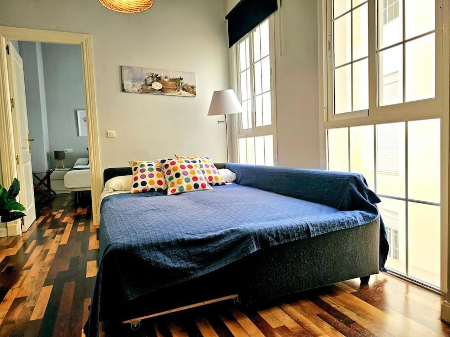 Cms Pena Historical Building Apartment Malaga Luaran gambar