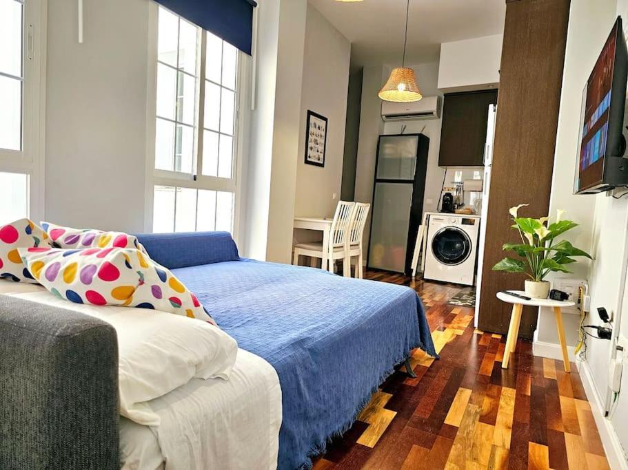 Cms Pena Historical Building Apartment Malaga Luaran gambar